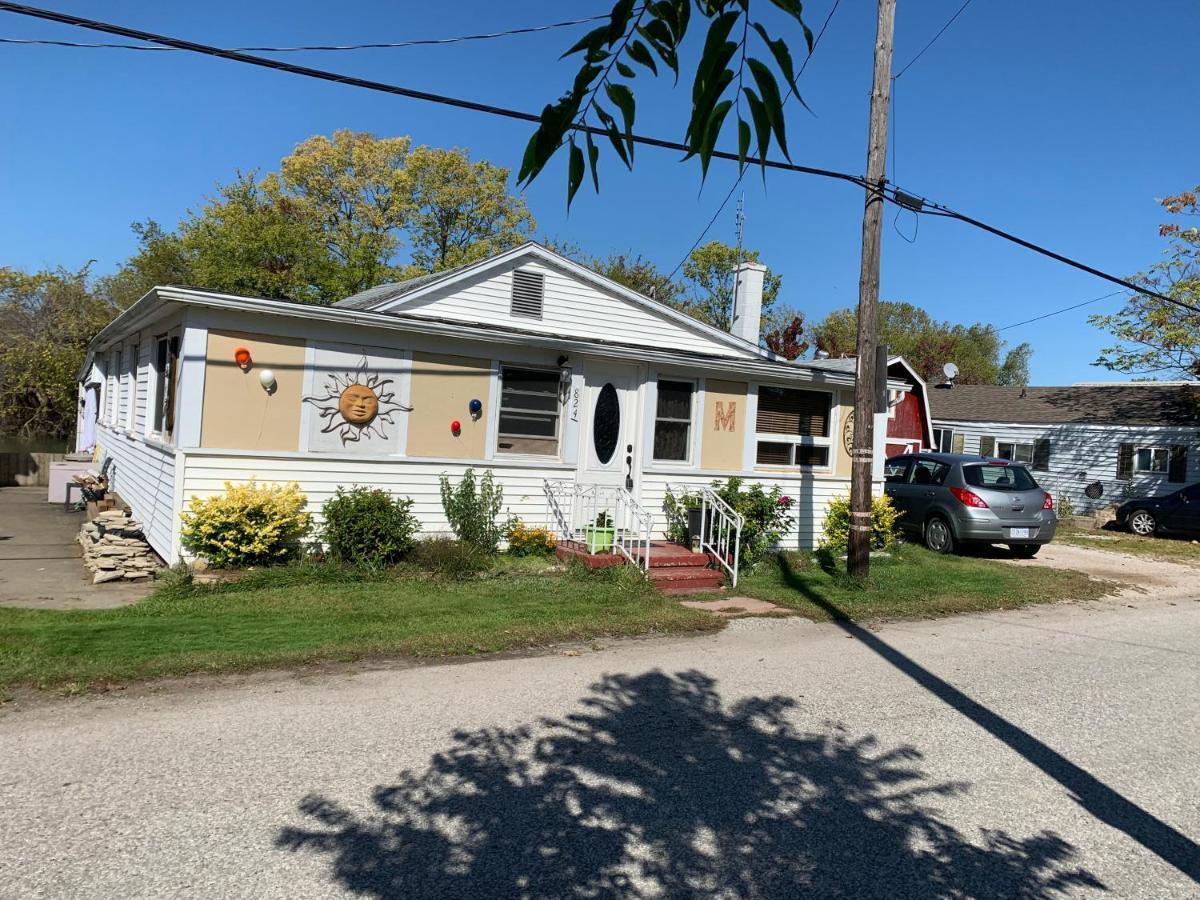 Cedar Island Xanadu Villa Kingsville Exterior photo